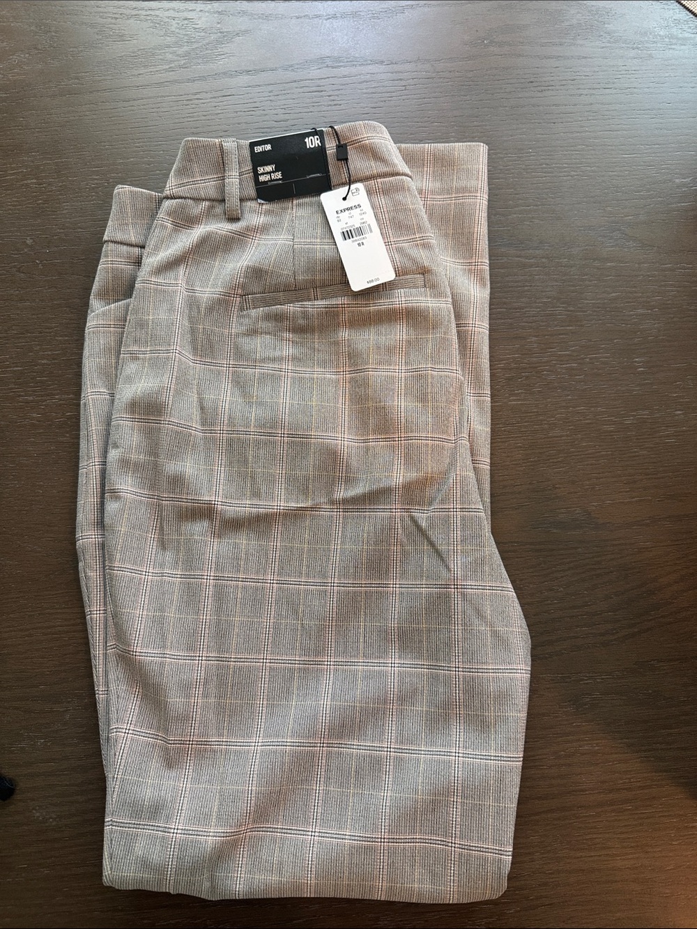 Slim Fit Women’s Dress Pants in Plaid
